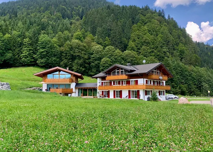 Charivari Alpenlodge Sommer Bergbahnen KostenlosFerienwohnung Oberstdorf